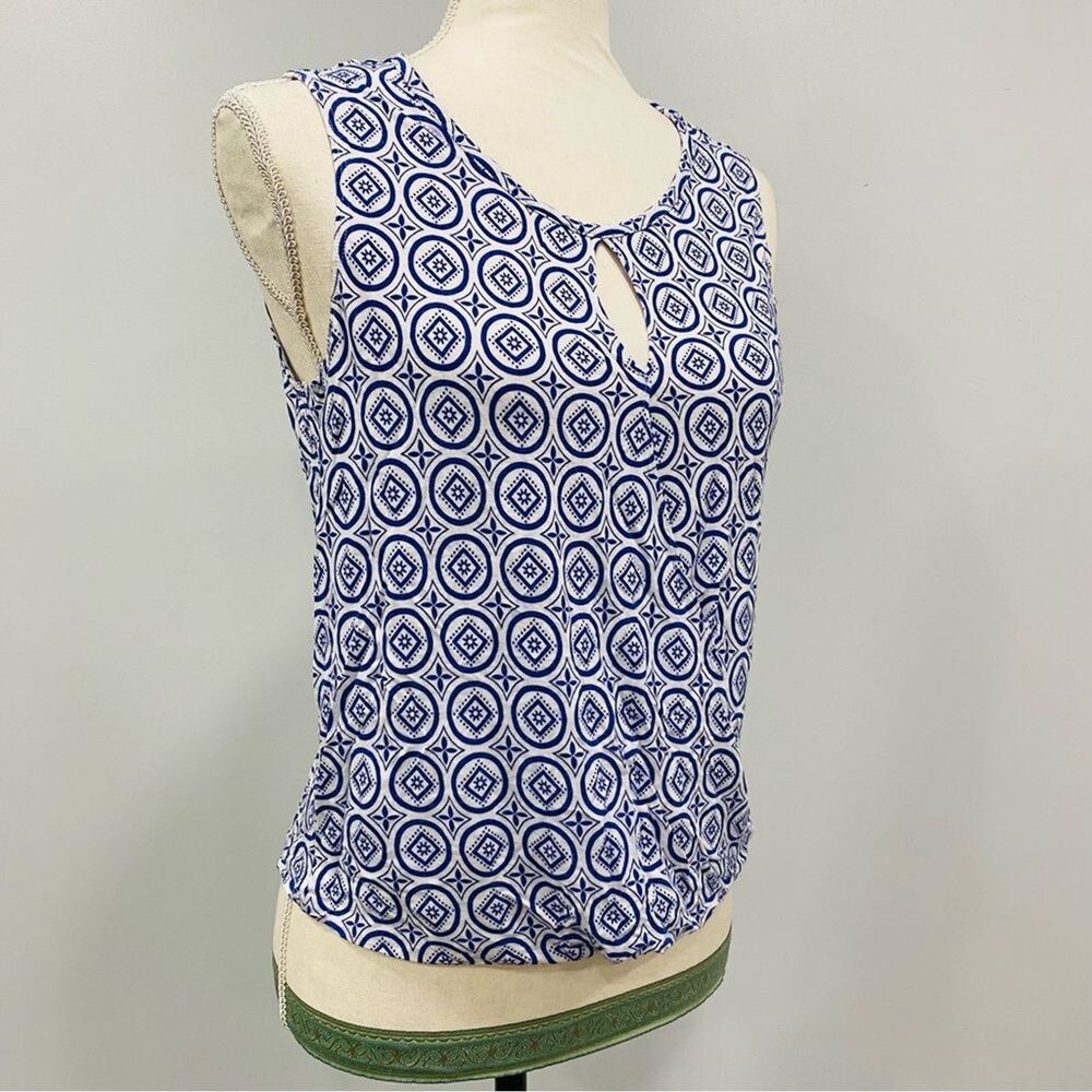VTG CABI S Blue White Geometric Coastal Nautical Crossover Wrap Tank Top Cottage